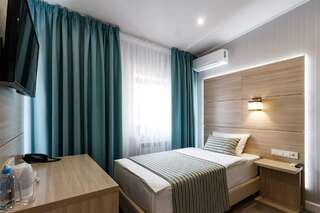 Гостиница Хотел Интер Самара Улучшенный номер с односпальной кроватью -1