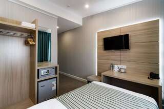 Гостиница Хотел Интер Самара Улучшенный номер с односпальной кроватью -5